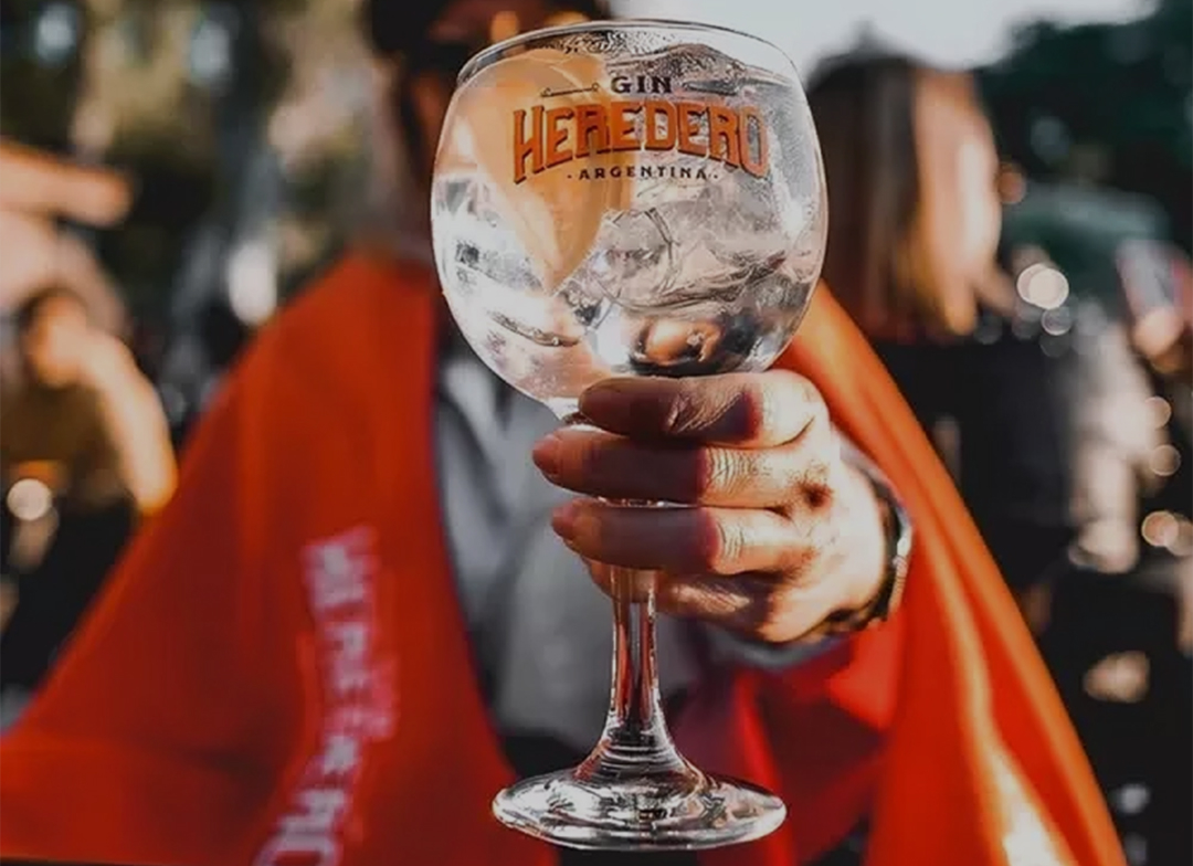 Cata de Gin, Tapeo  y Sunset con banda en vivo en Chichín Parrilla